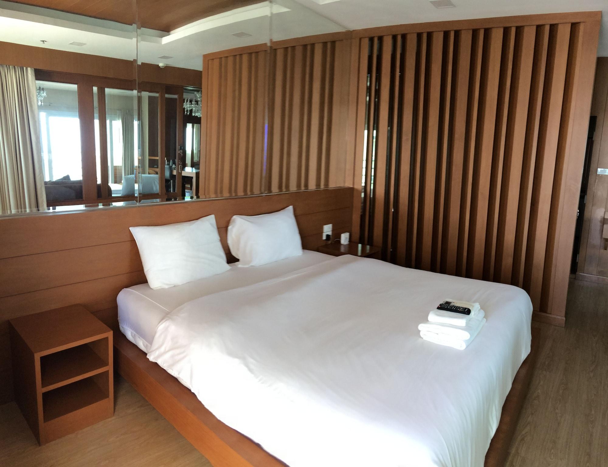 View Talay 6 Condominium By Honey Патая Екстериор снимка