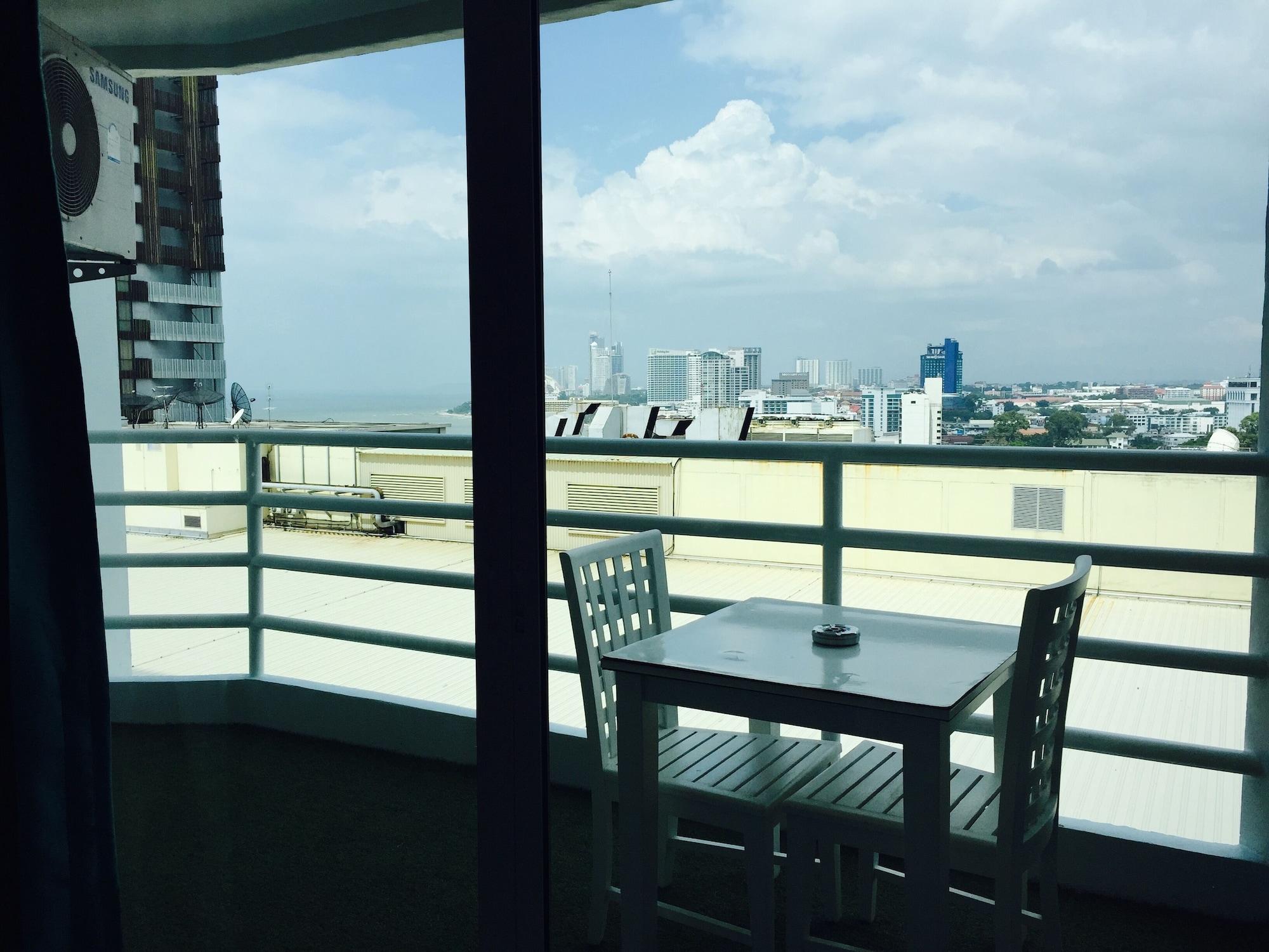 View Talay 6 Condominium By Honey Патая Екстериор снимка